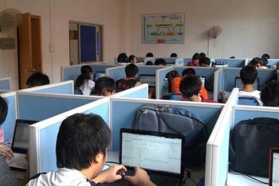 硕士开发数学计算机软件，年收入破8亿美元的背后